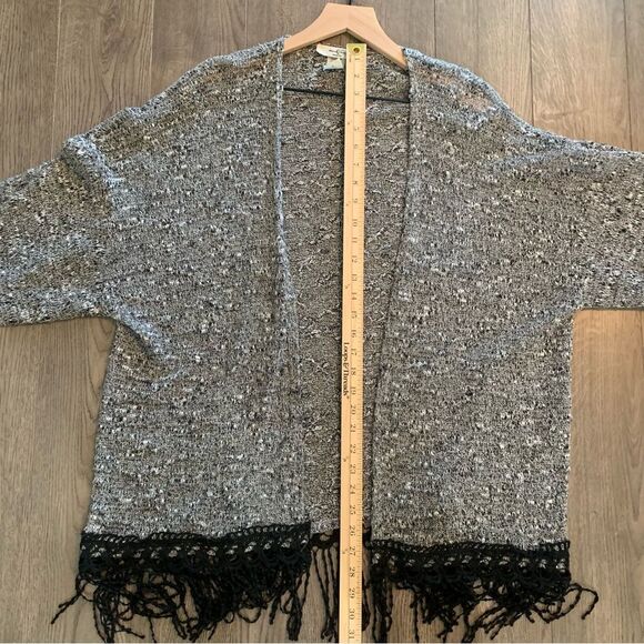 MOA MOA Fringed open Cardigan Women’s Kimono  XL Gray White Black. - Picture 12 of 13